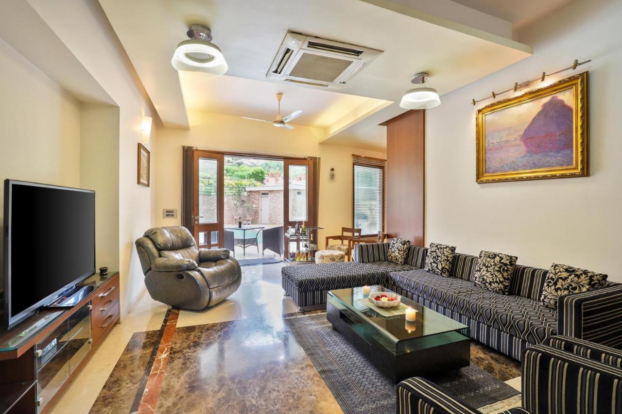 Stayvista'S Prakriti Farms With Outdoor Pool, Complimentary Breakfast And Hi-Tea Udaipur Exterior foto